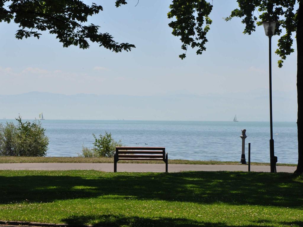 Hotel Traube am See Friedrichshafen Exterior foto